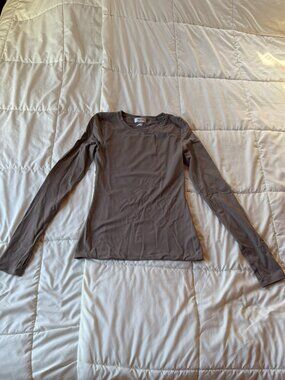 Aritzia Contour Crew Hip Long Sleeve Tee - Taupe